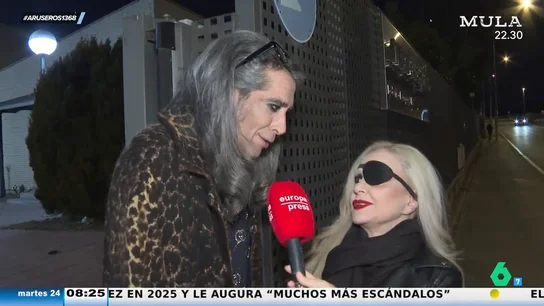 La broma de Mario Vaquerizo a Alaska al verla con un parche tras su trombo en el ojo La broma de Mario Vaquerizo a Alaska al verla con un parche tras su trombo en el ojo
