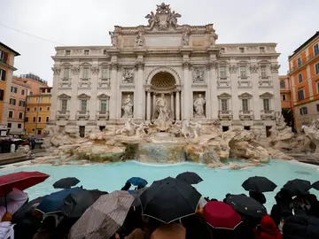 Fontana di Trevi Fontana di Trevi