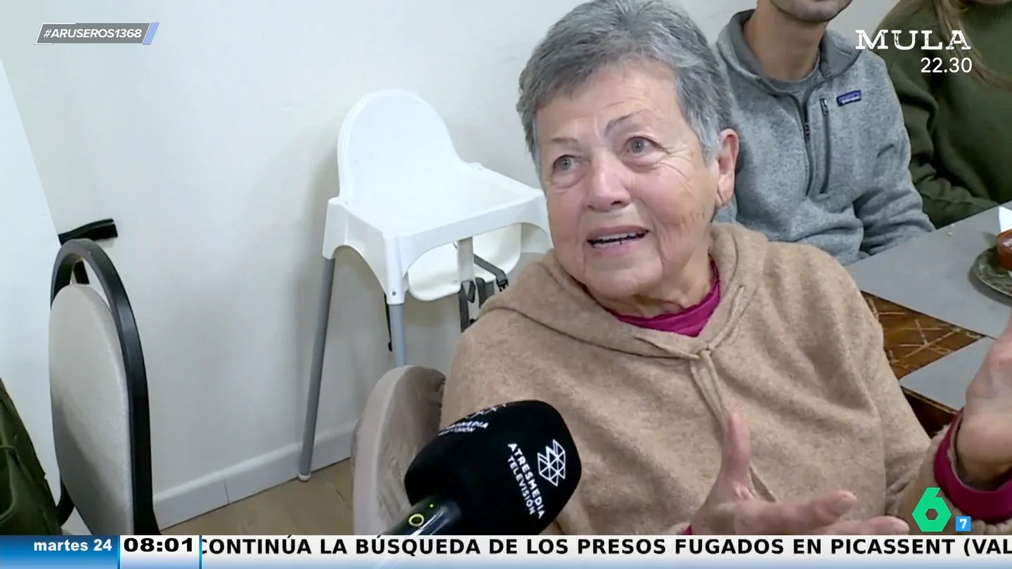 La confusión viral de una señora con el rey Felipe: así le llama tras conocerlo en persona La confusión viral de una señora con el rey Felipe: así le llama tras conocerlo en persona