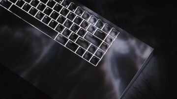 ¿Buscas un teclado irrompible? Icebreaker está fabricado en aluminio, aunque cuesta una pasta