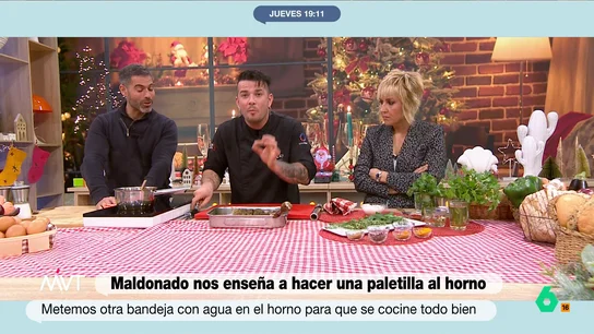 El truco de Carlos Maldonado para saber que una paletilla de cordero está en su punto El chef con estrella Michelin Carlos Maldonado cocina hoy en Más Vale Tarde una paletilla de cordero al horno con patatas y en este vídeo desvela un truco para que quede tostada y jugosa sin pasarse con el punto de cocción.