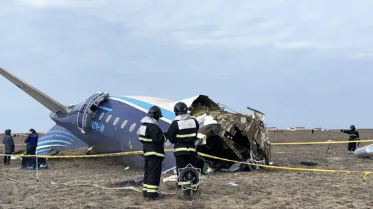 Avión estrellado en Kazajistán Avión estrellado en Kazajistán