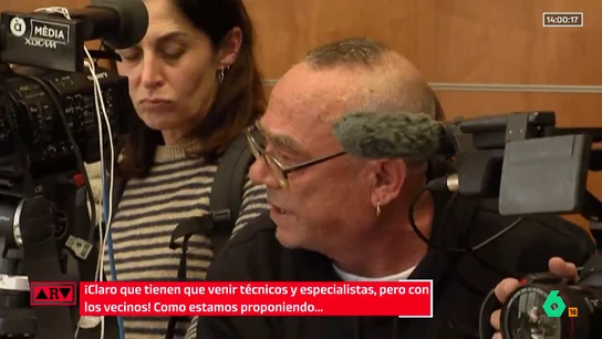 Un vecino de Alfafar, en el pleno Un vecino de Alfafar, en el pleno