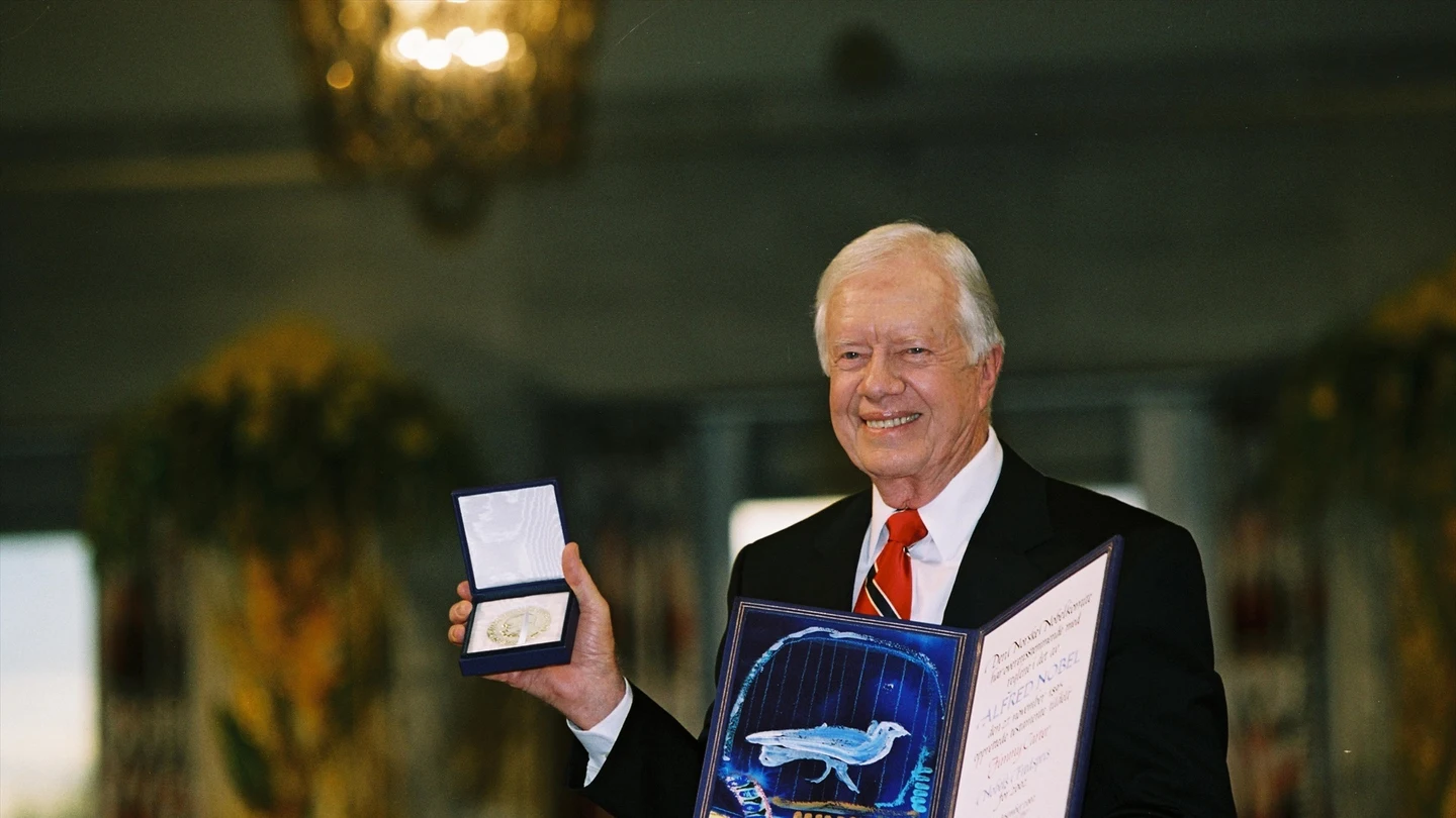 Jimmy Carter recogiendo el Nobel de la Paz en 2002 Jimmy Carter recogiendo el Nobel de la Paz en 2002