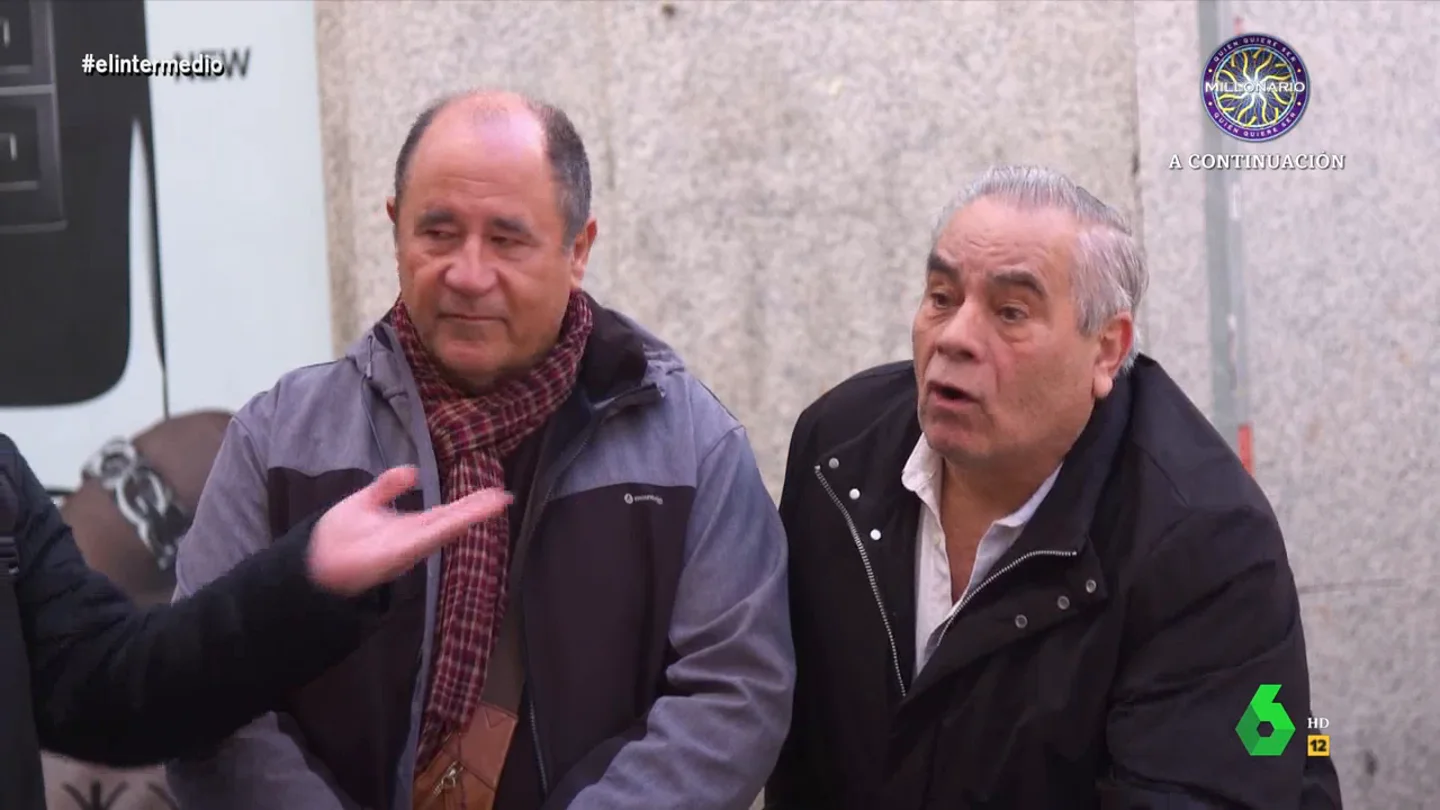 Las razones de un hombre para limitar el horario en la hostelería: "Se mean hasta en la puerta" Las razones de un hombre para limitar el horario en la hostelería: "Se mean hasta en la puerta"