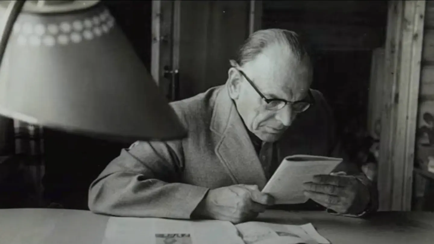 Este es el escritor Konstantin Paustovski Este es el escritor Konstantin Paustovski