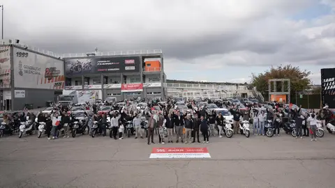 Solidaridad sobre Ruedas consigue repartir más de 1000 vehículos a los afectados por la DANA Solidaridad sobre Ruedas consigue repartir más de 1000 vehículos a los afectados por la DANA