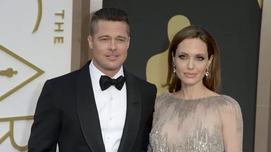 Los actores estadounidenses Angelina Jolie y Brad Pitt Los actores estadounidenses Angelina Jolie y Brad Pitt