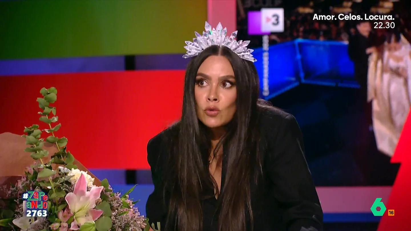 La confesión de Cristina Pedroche sobre sus primeras campanadas: "Me pusieron porque falló la presentadora que las iba a dar" "Las cadenas ponen sus mejores bazas y sacan todas sus armas para luchar contra mí y es un orgullo", afirma la zapeadora.