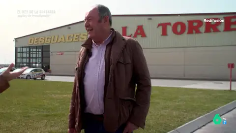 Así consiguió el 'rey de la chatarra' hacerse de oro con su desguace: "Es como un cochino, sacas dinero por todos sitios" Así consiguió el 'rey de la chatarra' hacerse de oro con su desguace: "Es como un cochino, sacas dinero por todos sitios"