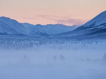 Panorámica de Oymyakon, el lugar habitado más frío del mundo Panorámica de Oymyakon, el lugar habitado más frío del mundo
