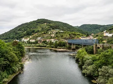Os Peares, pueblo de Galicia Os Peares, pueblo de Galicia