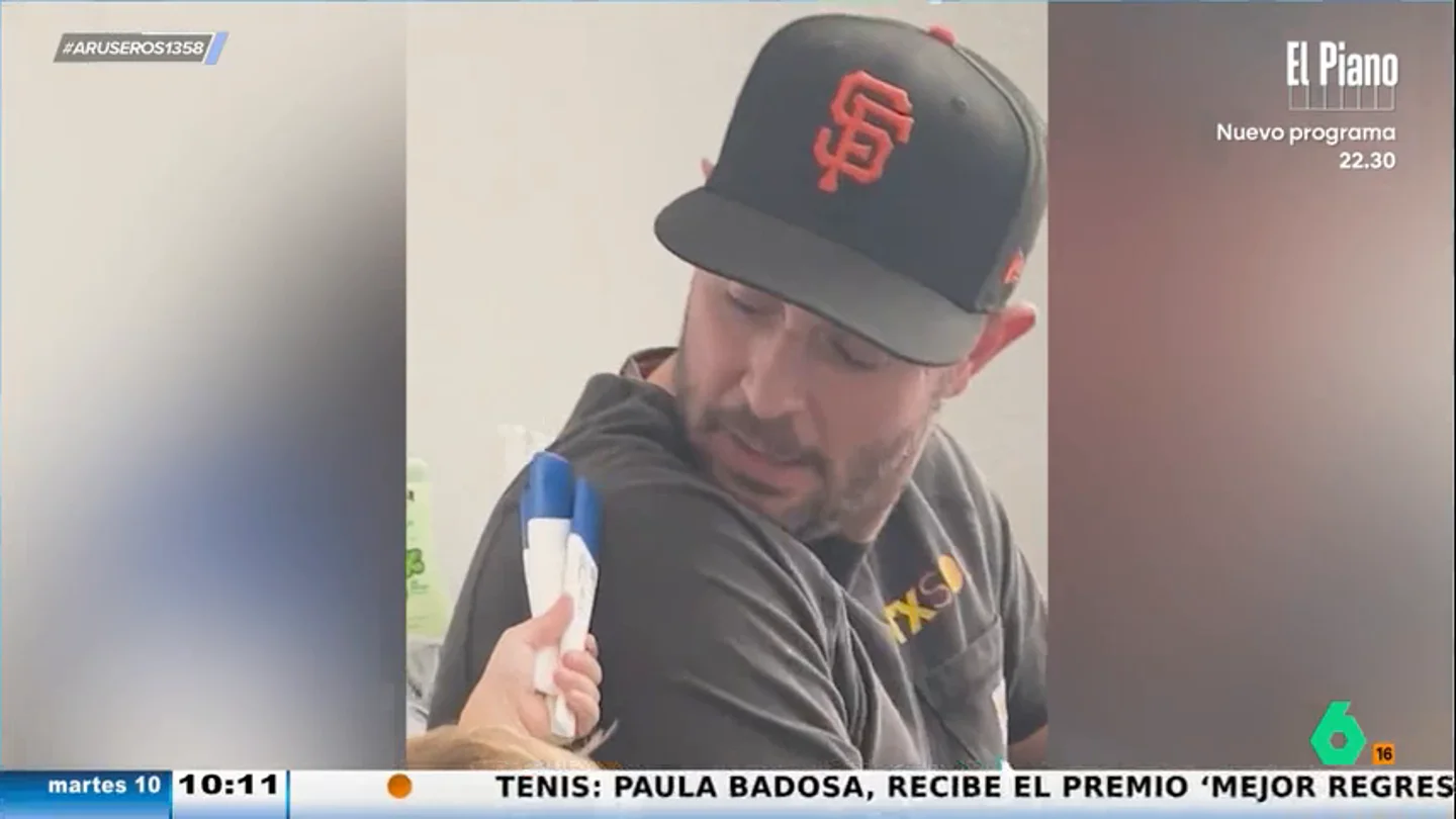 La divertida reacción de un padre al enterarse que su mujer está embarazada: "Está roto, ¡pánico!" La divertida reacción de un padre al enterarse que su mujer está embarazada: "Está roto, ¡pánico!"
