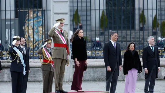 Los reyes Felipe VI y Letizia, junto a Leonor, Sánchez, Robles y Grande-Marlaska durante la Pascua Militar Los reyes Felipe VI y Letizia, junto a Leonor, Sánchez, Robles y Grande-Marlaska durante la Pascua Militar