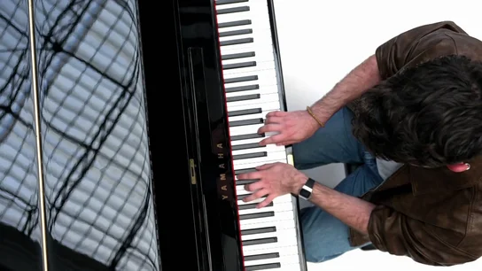 Los nervios juegan a Carlos una mala pasada en 'El Piano': "¿Puedo volver a empezar? Perdón" Los nervios juegan a Carlos una mala pasada en 'El Piano': "¿Puedo volver a empezar? Perdón"