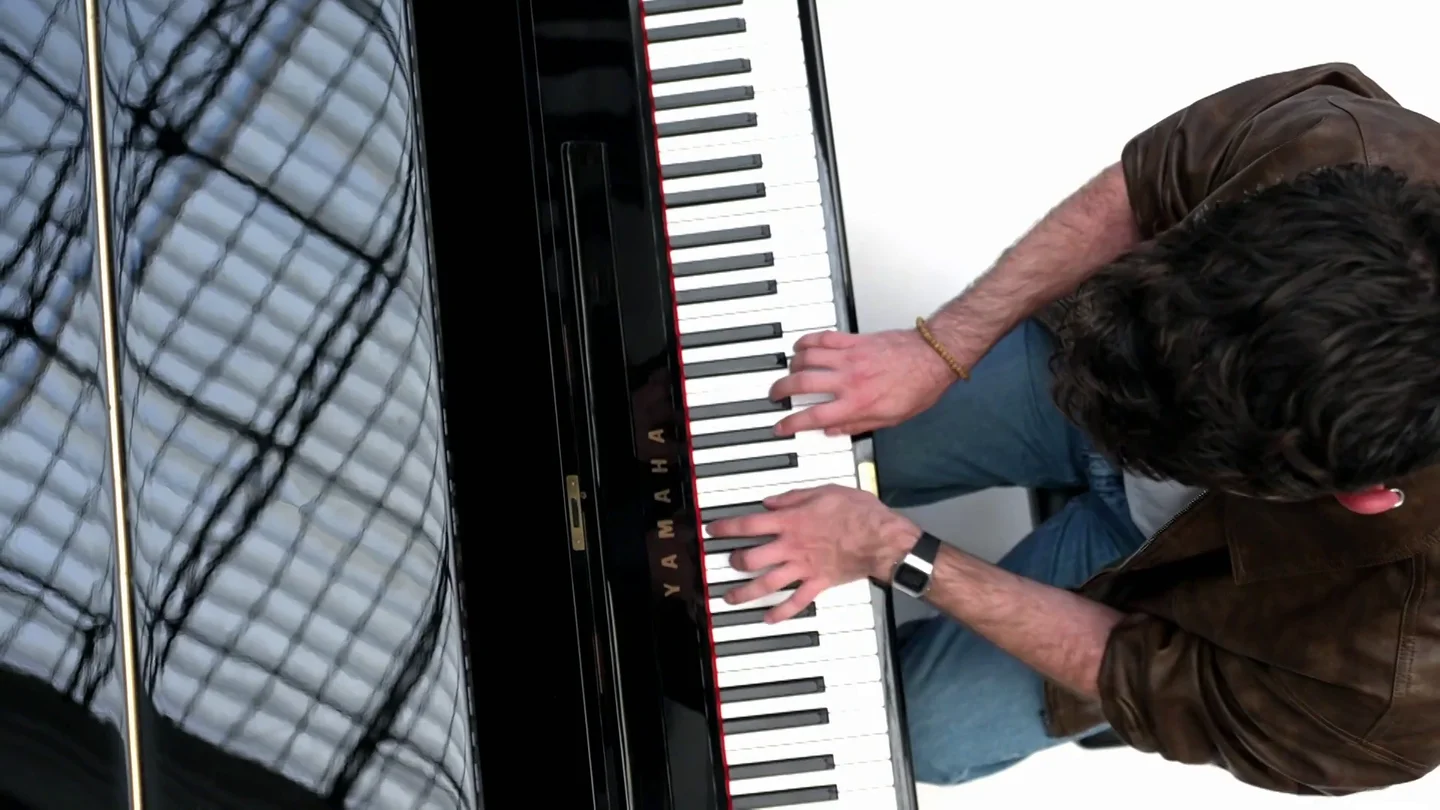 Los nervios juegan a Carlos una mala pasada en 'El Piano': "¿Puedo volver a empezar? Perdón" Los nervios juegan a Carlos una mala pasada en 'El Piano': "¿Puedo volver a empezar? Perdón"