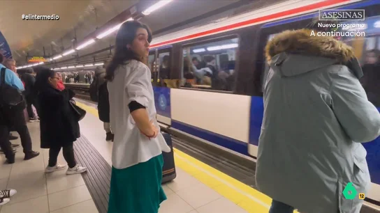 Inés Rodríguez pone a prueba la accesibilidad del metro de Madrid: "Aún tiene muchas cosas que mejorar" Desde la estación de Sol en el centro de Madrid, Inés Rodríguez analiza la accesibilidad de la red de metro, donde todavía faltan muchas paradas accesibles y en la que incluso hay algunas que dicen serlo, pero "es mentira".