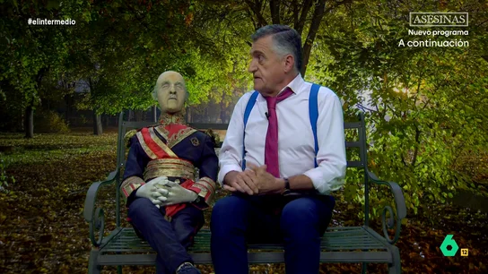 Wyoming habla con Franco tras cumplirse 50 años de su muerte: "Está usted en un buen momento" Con motivo del inicio de los actos que conmemoran el 50 aniversario de la muerte de Francisco Franco, Wyoming comparte banco en el parque con el dictador para explicarle el "buen momento" de la extrema derecha y el autoritarismo.