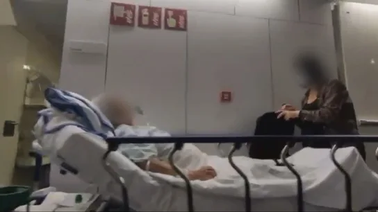 La gripe colapsa los hospitales: 24 horas para conseguir una cama, falta de personal y aglomeraciones en los pasillos La gripe colapsa los hospitales: 24 horas para conseguir una cama, falta de personal y aglomeraciones en los pasillos