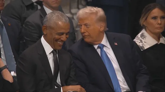 Barack Obama y Donald Trump durante el funeral de Jimmy Carter en la Catedral Nacional de Washington este jueves. Barack Obama y Donald Trump durante el funeral de Jimmy Carter en la Catedral Nacional de Washington este jueves.