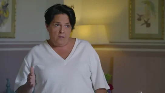 Rocío, de 'Patio Romano', al ver la decoración del restaurante de Rafa: "Para mi gusto es demasiado clasista" Rocío, de 'Patio Romano', al ver la decoración del restaurante de Rafa: "Para mi gusto es demasiado clasista"