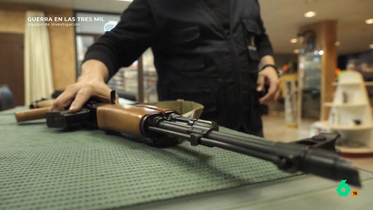 Las armas de guerra que se usan en las Tres Mil Viviendas proceden de los Balcanes Occidentales y cuestan unos 600 euros: Las armas de guerra que se usan en las Tres Mil Viviendas proceden de los Balcanes Occidentales y cuestan unos 600 euros: