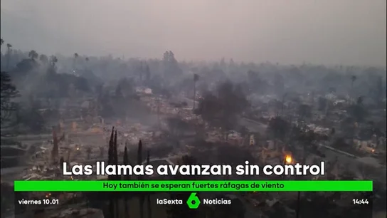 Los cinco incendios de los Ángeles siguen fuera de control Los cinco incendios de los Ángeles siguen fuera de control