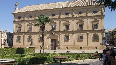 Palacio de las Cadenas de Úbeda Palacio de las Cadenas de Úbeda