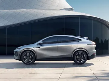 El rival chino del Tesla Model Y es más barato y más completo: 4x4, más de 400 CV y 500 km de autonomía El rival chino del Tesla Model Y es más barato y más completo: 4x4, más de 400 CV y 500 km de autonomía