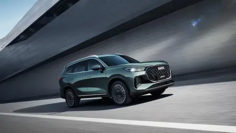 El gran rival del Skoda Kodiaq es un SUV español que ofrece 7 plazas y se queda en solo 33.500 € EBRO S800