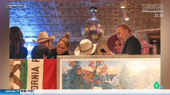 Alfonso Arús, de las fotos de Kevin Costner con Jennifer Lopez tras los rumores de relación con Sharon Stone: "Está que lo tira" Alfonso Arús, de las fotos de Kevin Costner con Jennifer Lopez tras los rumores de relación con Sharon Stone: "Está que lo tira"