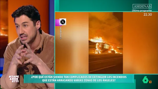 Francisco Cacho explica qué son los 'vientos de Santa Ana' que agudizan los incendios de Los Ángeles ¿Por qué son tan difíciles de extinguir los incendios en Los Ángeles? Francisco Cacho analiza el contexto meteorológico de la catástrofe, así como algunas de las imágenes más impresionantes, como tornados de fuego o el metal de los coches fundido.