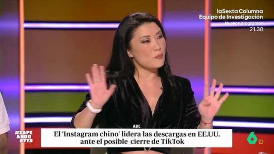 Jiapin explica cómo triunfar en Xiaohongshu, la nueva red social china que lo peta Ante la posibilidad del cierre de Tik Tok en Estados Unidos, muchos norteamericanos se están 'refugiando' en Xiaohongshu, una especie de 'Instagram chino'. En este vídeo, Jiaping explica que hay que hacer para entrar y cómo funciona.