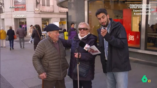 La confesión de una mujer a Isma Juárez tras 59 años de casada: "Si me pilla en esta época, lo mismo me había ido con otro" El 21 de enero es el Día Mundial del Abrazo y, para celebrarlo, Isma Juárez pregunta a los españoles si son cariñosos y si quieren comprobar si es cierta la teoría científica de que, a partir de los 20 segundos de abrazo, se genera oxitocina.