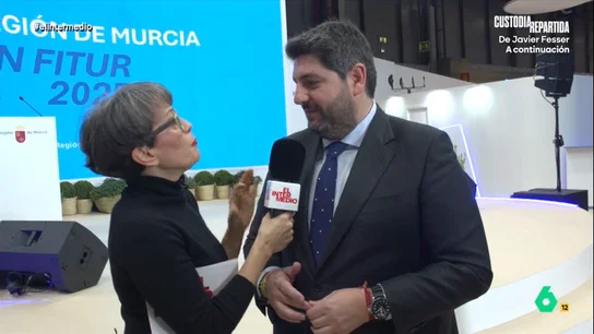 López Miras cuenta qué lleva en su maleta para visitar FITUR: "Llevo ocho calzoncillos, nunca se sabe qué puede pasar en Madrid" López Miras cuenta qué lleva en su maleta para visitar FITUR: "Llevo ocho calzoncillos, nunca se sabe qué puede pasar en Madrid"