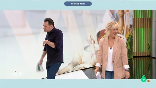 Cristina Pardo bromea con Iñaki López Cristina Pardo bromea con Iñaki López