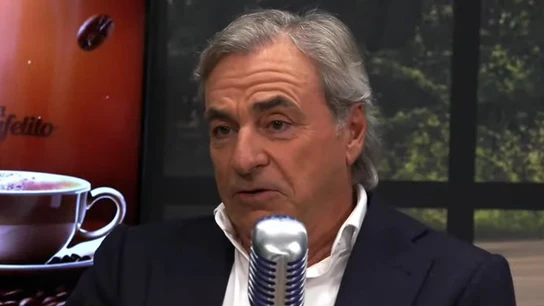 Carlos Sainz, en 'El Cafelito' de Josep Pedrerol Carlos Sainz, en 'El Cafelito' de Josep Pedrerol
