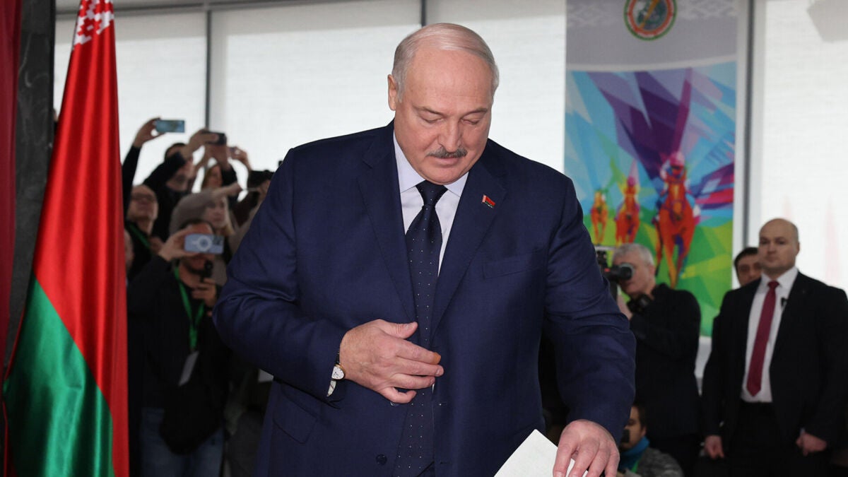 Lukashenko es reelegido para un séptimo mandato consecutivo en Bielorrusia con más del 87% de los votos