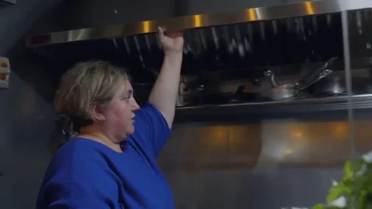 "Esto es tóxico": el descubrimiento de la 'Chicota' de Batalla de restaurantes Logroño en 'La despensa del marqués' "Esto es tóxico": el descubrimiento de la 'Chicota' de Batalla de restaurantes Logroño en 'La despensa del marqués'