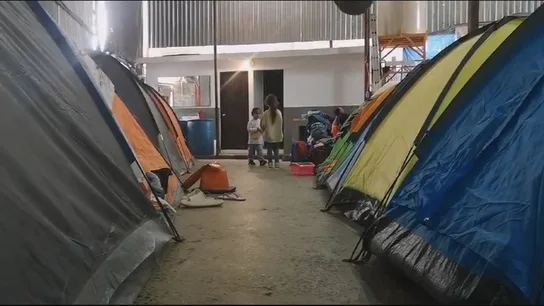 La política de Trump contra los migrantes ya se cobra sus primeras víctimas y deja a miles de personas hacinadas en México La política de Trump contra los migrantes ya se cobra sus primeras víctimas y deja a miles de personas hacinadas en México