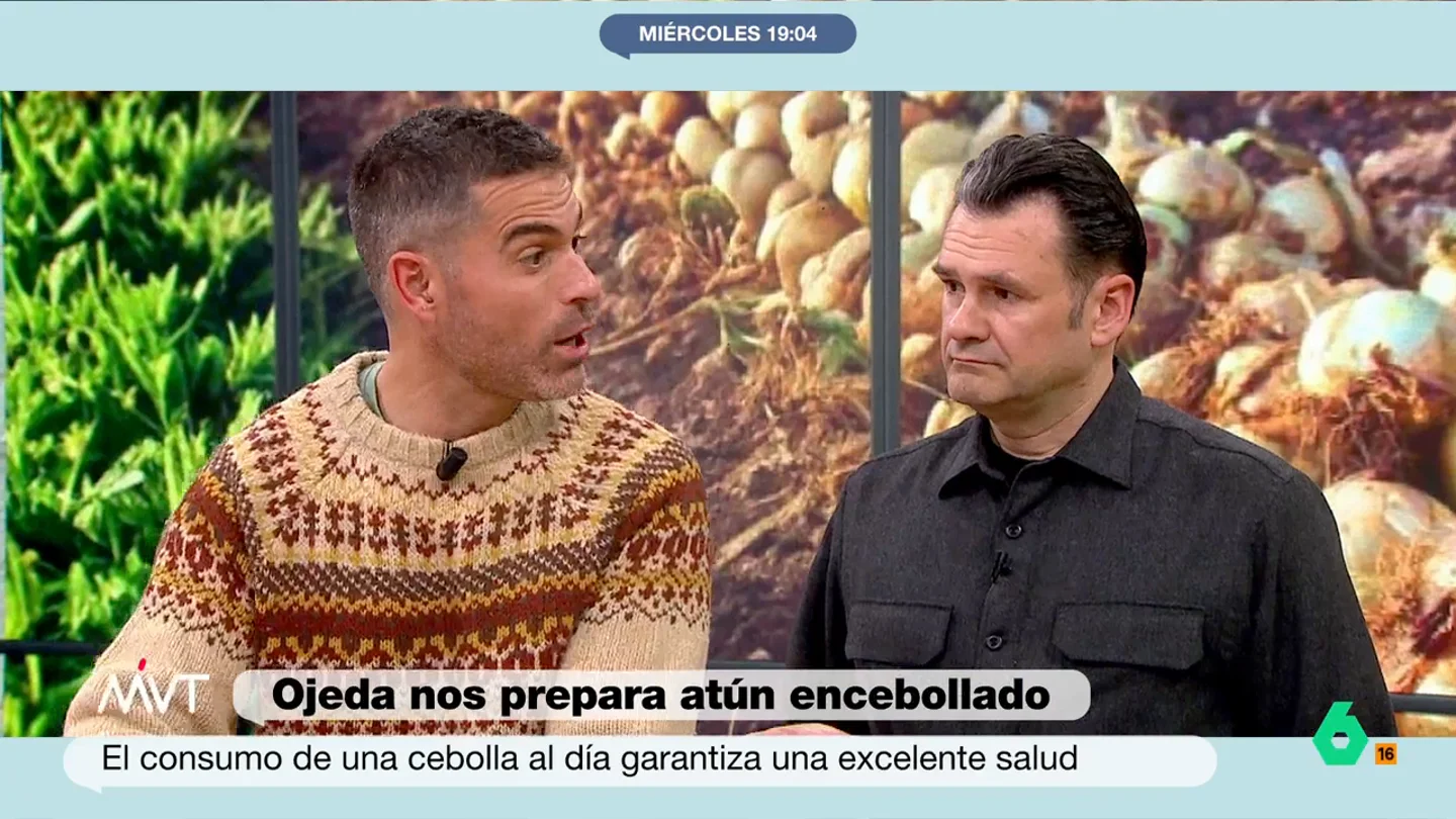 Pablo Ojeda desvela la mejor forma de conservar la cebolla en buen estado Pablo Ojeda comenta en este vídeo la relación entre comer cebolla y la longevidad y, de paso, explica cómo podemos conseguir que este alimento tan versátil pueda mantenerse el mayor tiempo posible sin que se eche a perder.