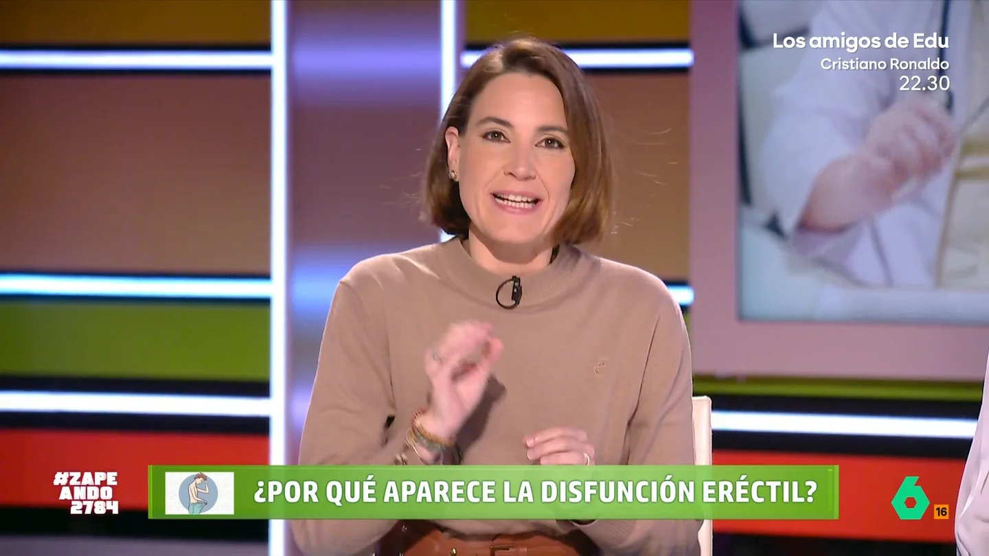 Boticaria García desvela cuál es la causa más frecuente de la disfunción eréctil La farmacéutica indica que es un trastorno provocado, frecuentemente, pro problemas en los vasos sanguíneos. Además, aclara si administrar testosterona podría ser una posible solución a este problema.