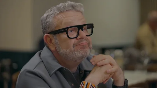 La cara de Alberto Chicote cuando el dueño de Laga desvela que su objetivo es que los clientes hagan fotos a los platos La cara de Alberto Chicote cuando el dueño de Laga desvela que su objetivo es que los clientes hagan fotos a los platos