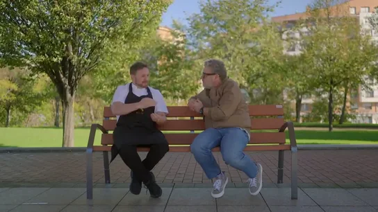 El dueño del restaurante Doyuno critica a sus trabajadores delante de Alberto Chicote: "Buscan que les eche para indemnizarles" El dueño del restaurante Doyuno critica a sus trabajadores delante de Alberto Chicote: "Buscan que les eche para indemnizarles"