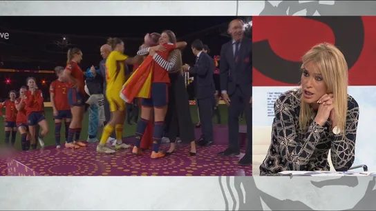 Afra Blanco, tajante con Luis Rubiales: "Estoy hasta el Arco del Triunfo de que un hombre arrebate la victoria a las mujeres" Afra Blanco, tajante con Luis Rubiales: "Estoy hasta el Arco del Triunfo de que un hombre arrebate la victoria a las mujeres"