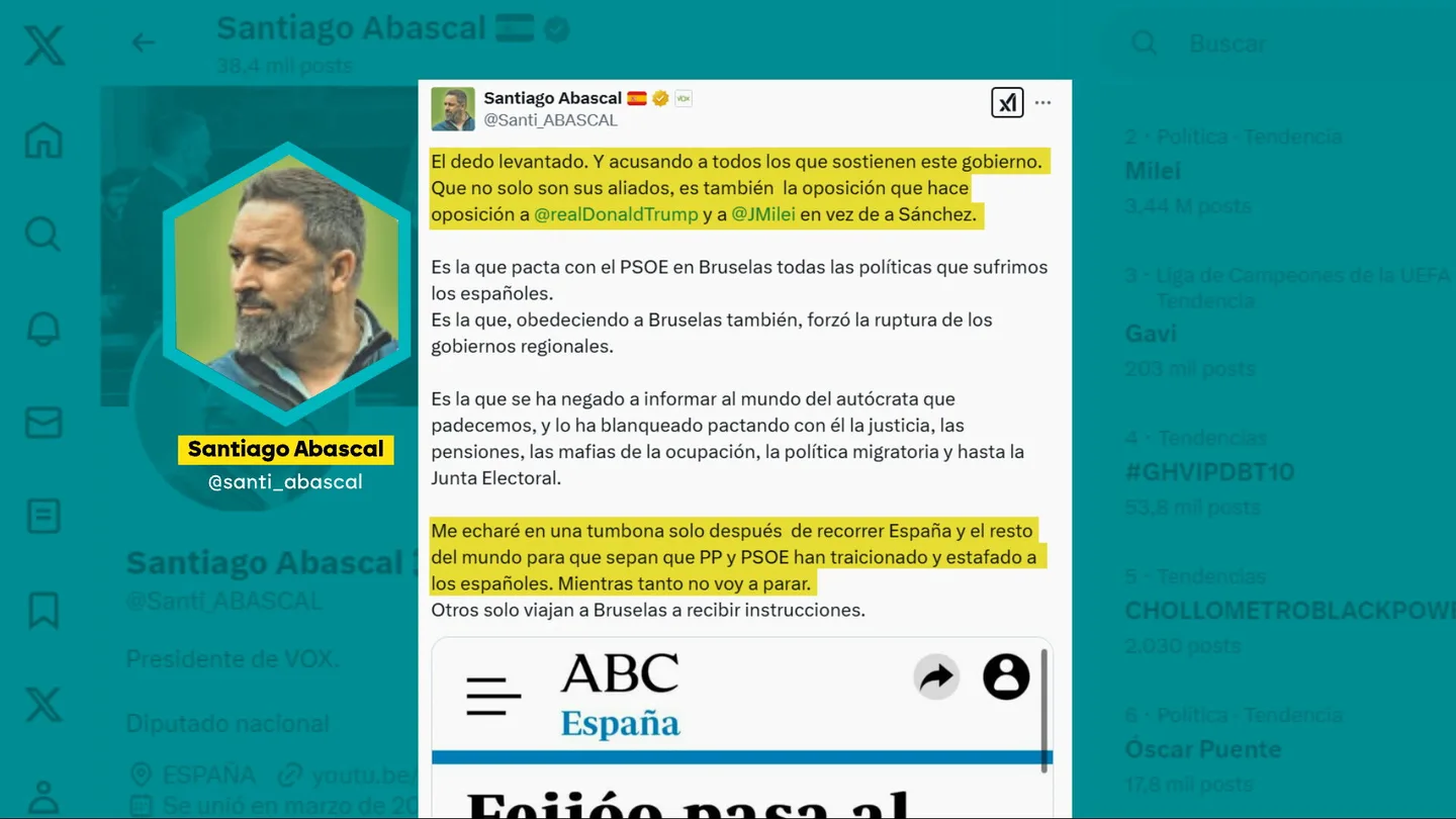 Feijóo carga contra Vox e inicia una guerra de tweets con la ultraderecha: "La oposición de tumbona que se la queden otros" Feijóo carga contra Vox e inicia una guerra de tweets con la ultraderecha: "La oposición de tumbona que se la queden otros"