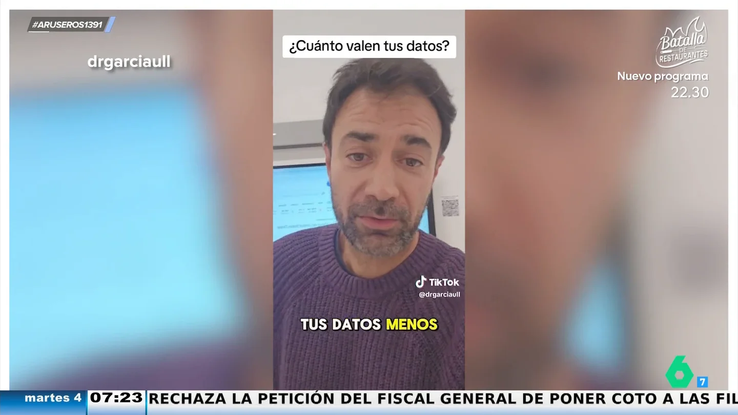 Un investigador pone precio a los datos personales que compartes por internet: "Todo el mundo está ganando mucha pasta por tus datos menos tú" Un investigador pone precio a los datos personales que compartes por internet: "Todo el mundo está ganando mucha pasta por tus datos menos tú"