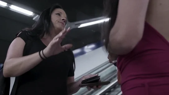 "No te lo vas a creer, soy policía, alguien te ha grabado": así avisaba la policía a las víctimas del 'depredador' del metro de Madrid "No te lo vas a creer, soy policía, alguien te ha grabado": así avisaba la policía a las víctimas del 'depredador' del metro de Madrid