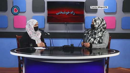 Los talibanes cierran 'Radio Begum', la única radio en Afganistán creada por y para mujeres Los talibanes cierran 'Radio Begum', la única radio en Afganistán creada por y para mujeres