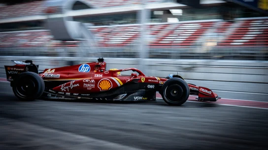 Lewis Hamilton en el test de Montmeló con Ferrari Lewis Hamilton en el test de Montmeló con Ferrari